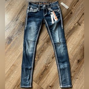Women’s Rock Revival Skinny Jeans